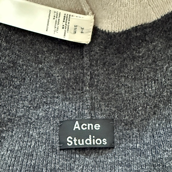Acne Kids Two-Tone Gray Beanie - Picture 3 of 3